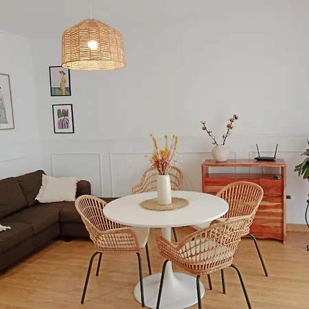 El Carabinero Apartment *